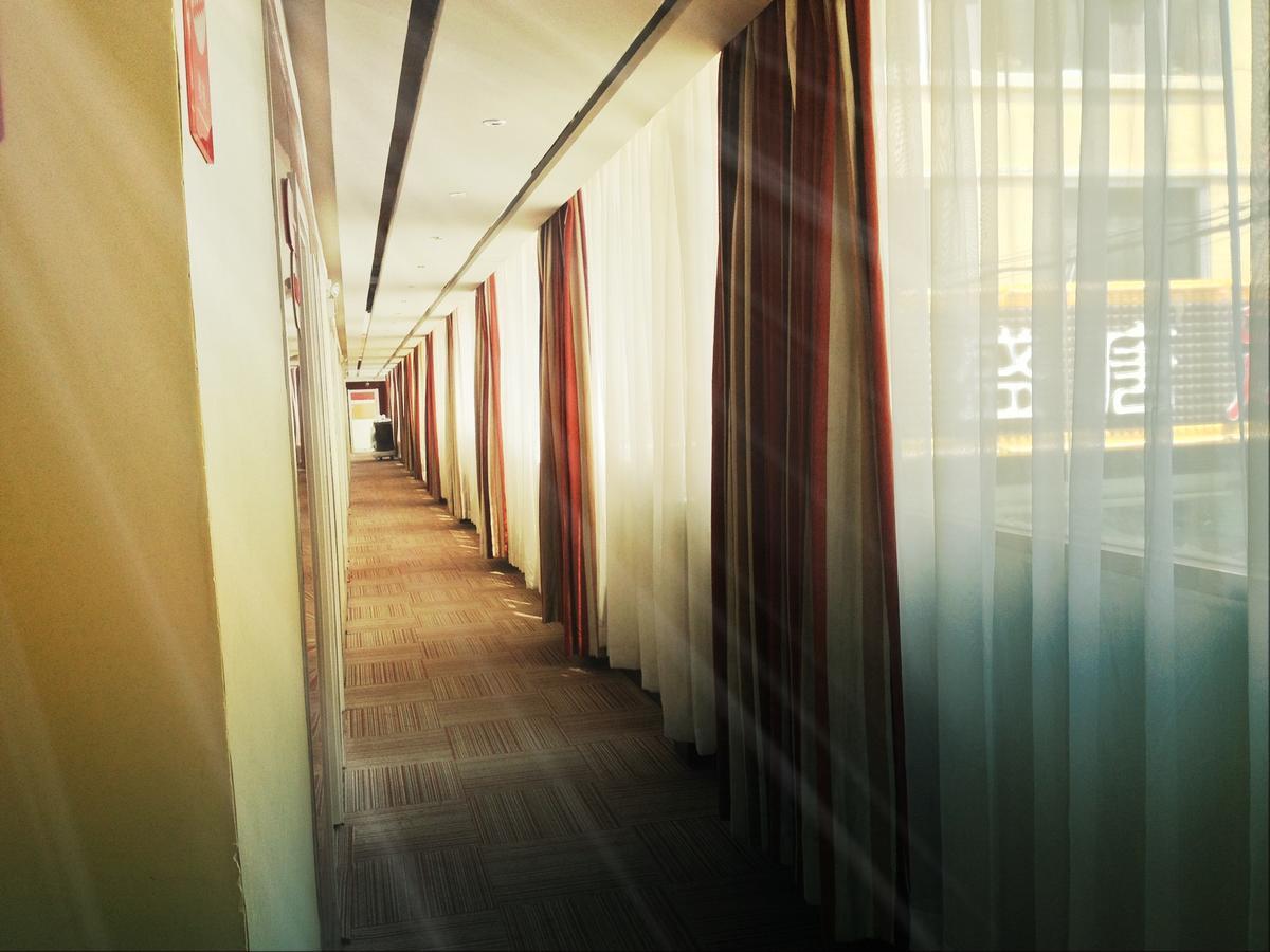 Thank Inn Chain Hotel Shanxi Shangluo Shanyang Nanxin Street Zewnętrze zdjęcie